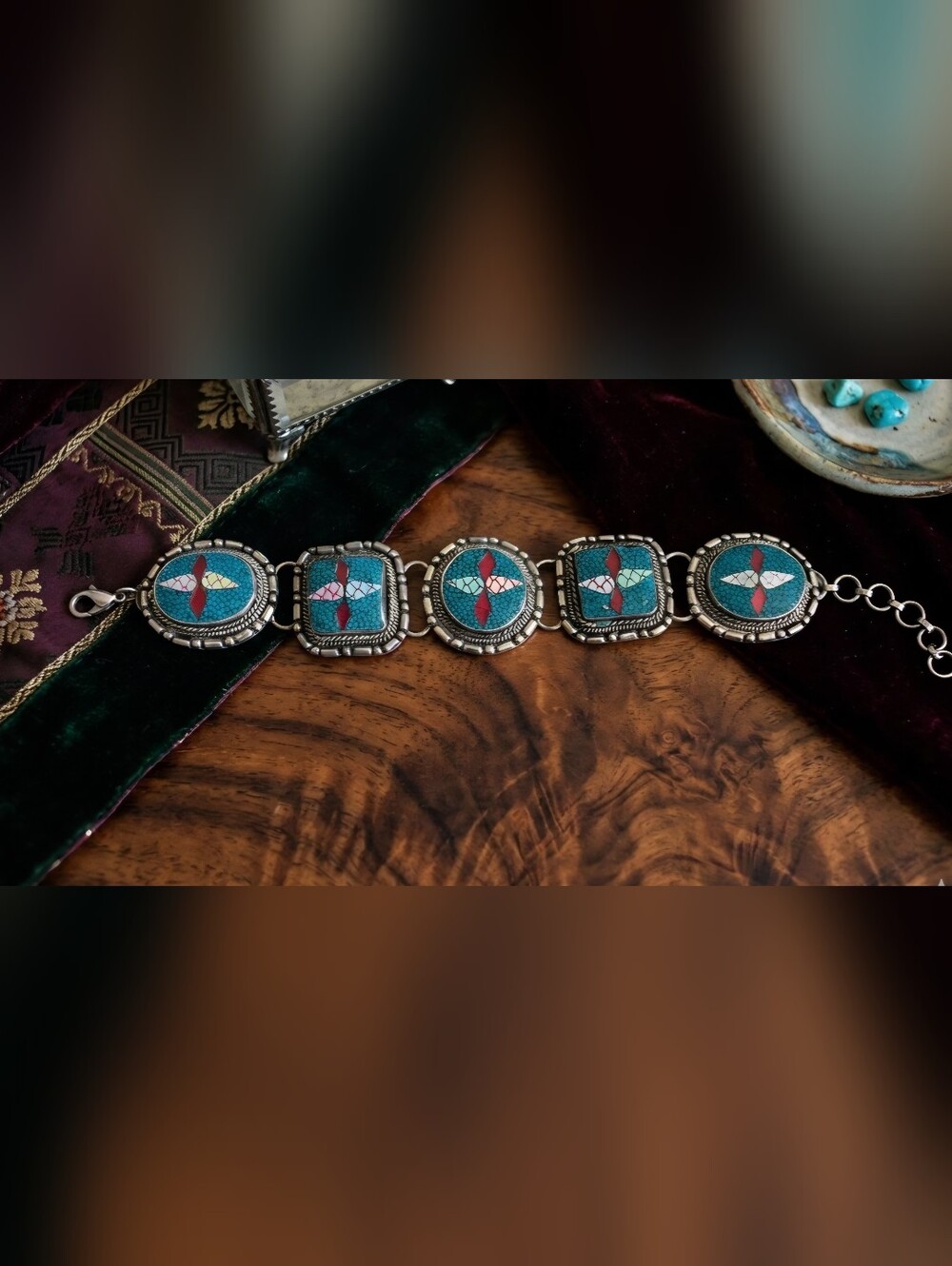 Vintage Tibetan Silver Boho Link Bracelet – Inlaid Faux Turquoise & Coral Mosaic